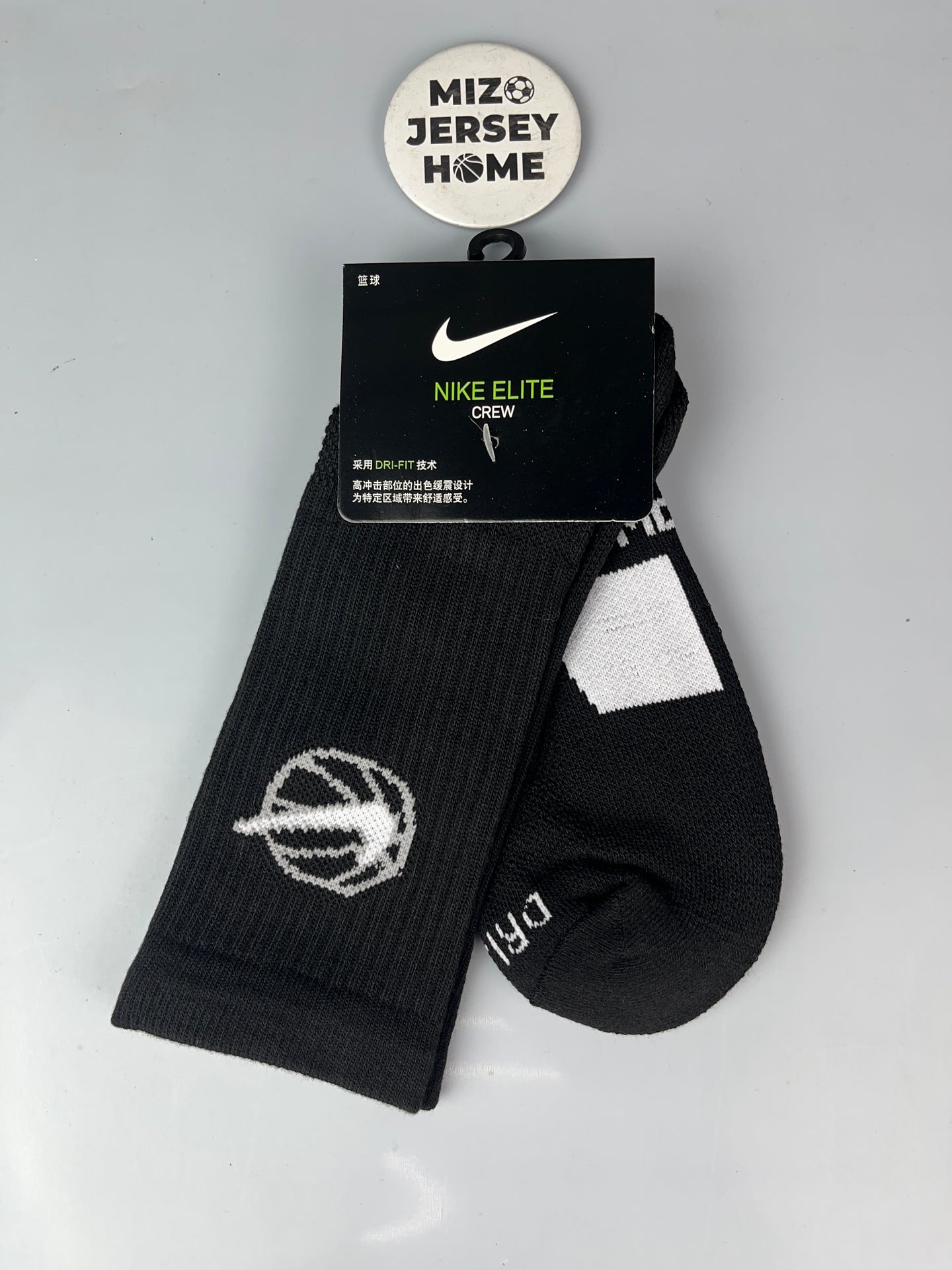 NIKE BASKETBALL BLACK CREW SOCKS