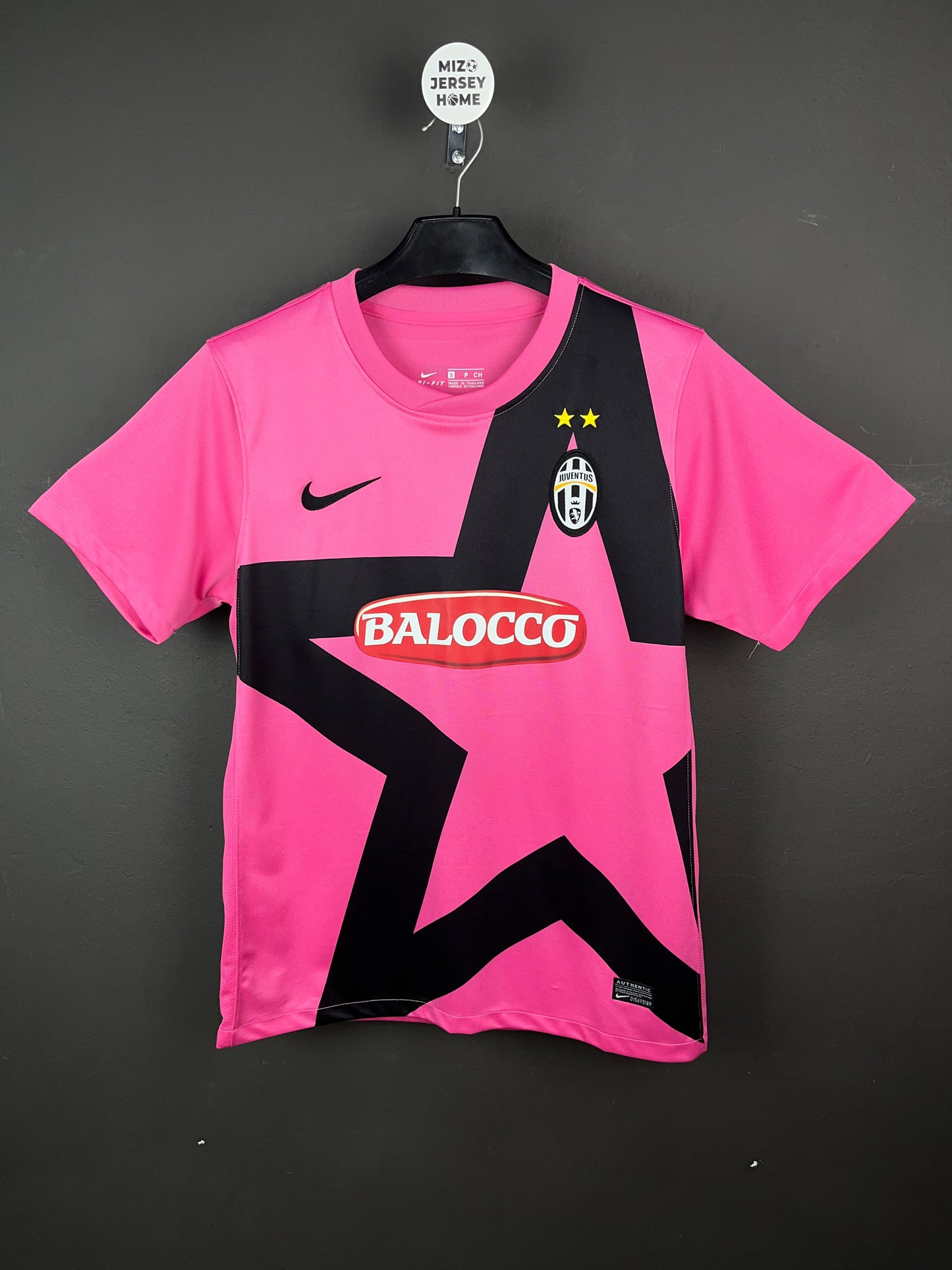 Juventus 2011-2012 Away Retro Kit