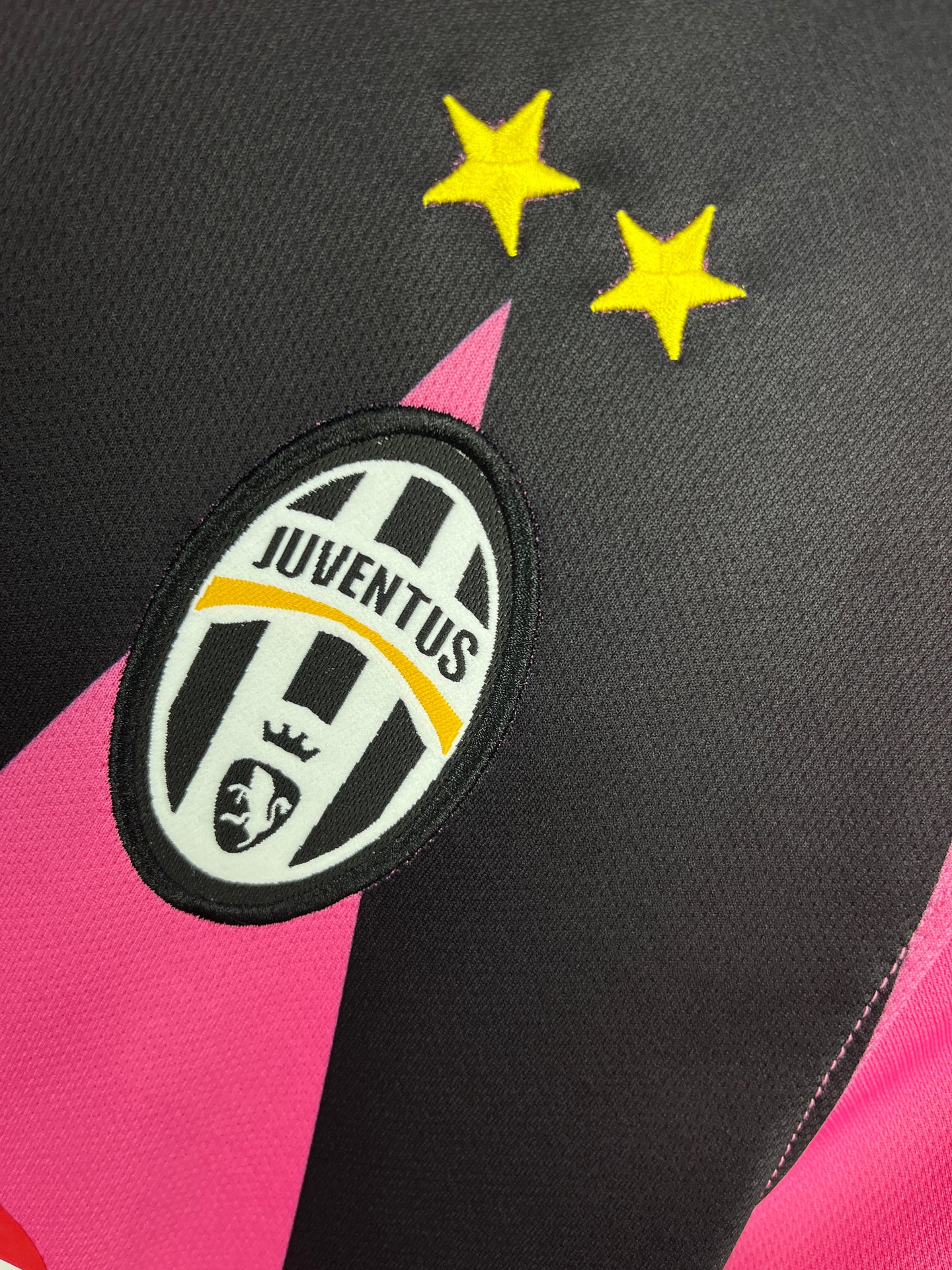 Juventus 2011-2012 Away Retro Kit