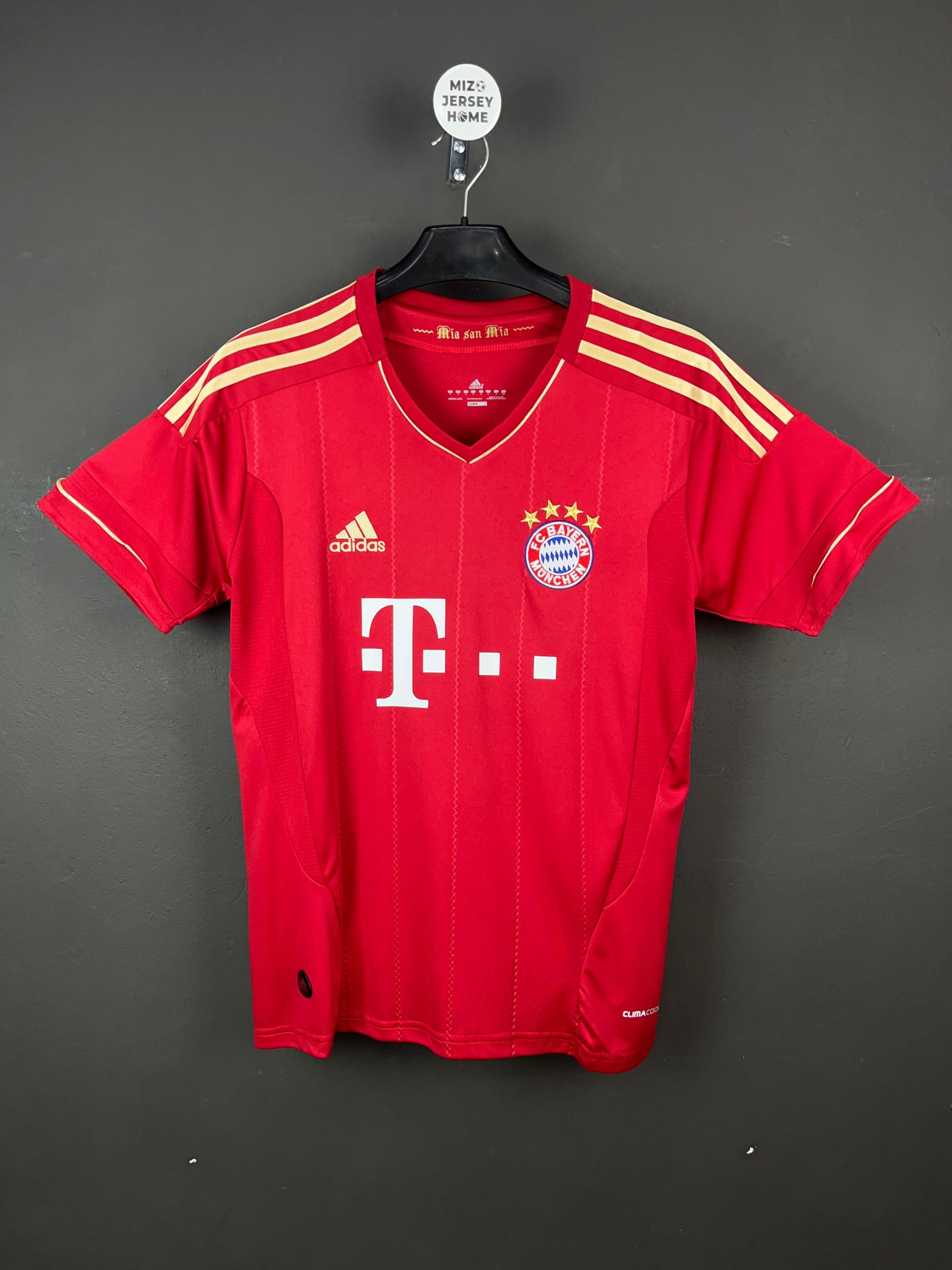 Bayern Munich Home 2012-2013 Retro Jersey