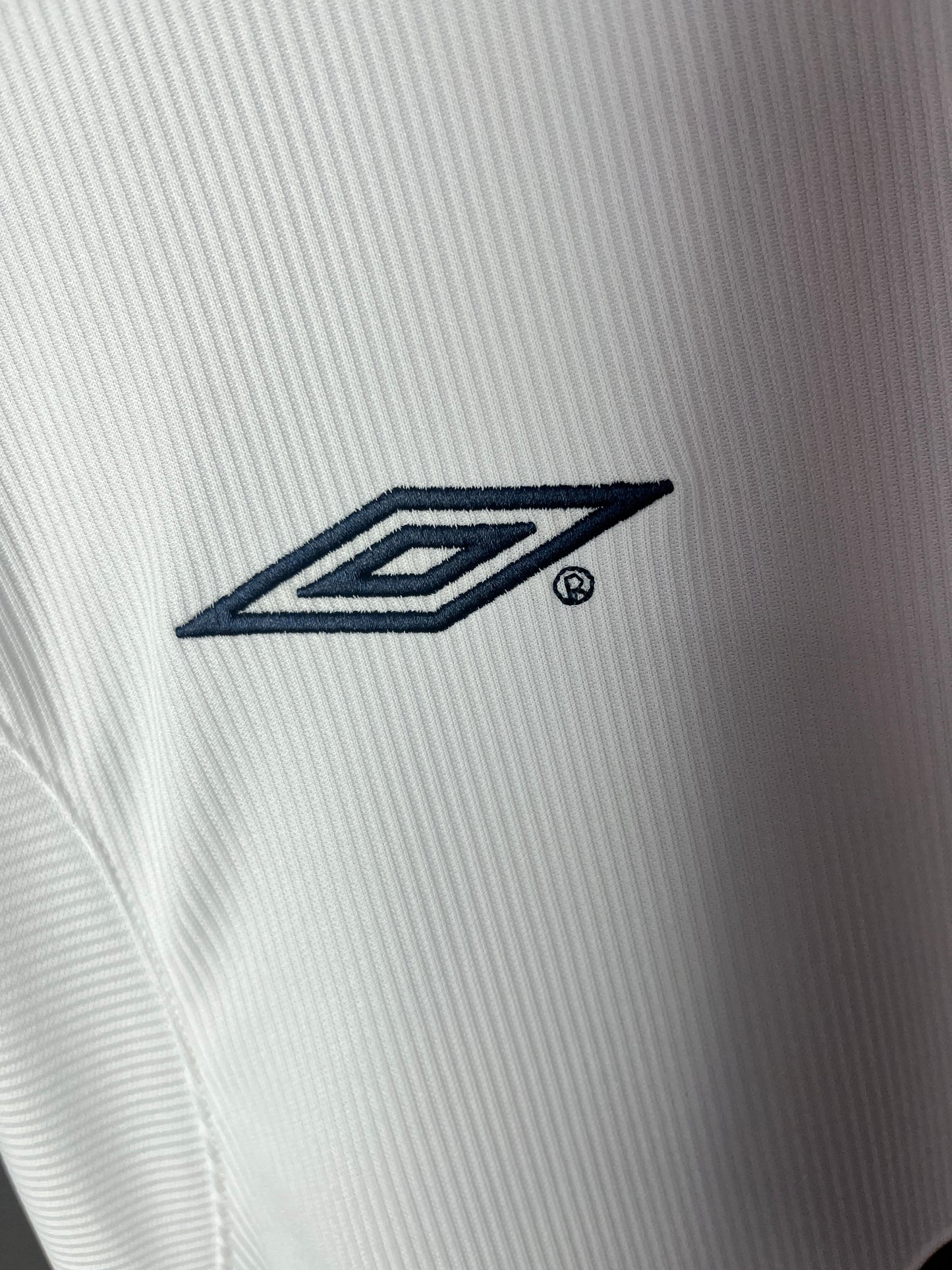 Manchester United Away 2000-2001 Retro Jersey