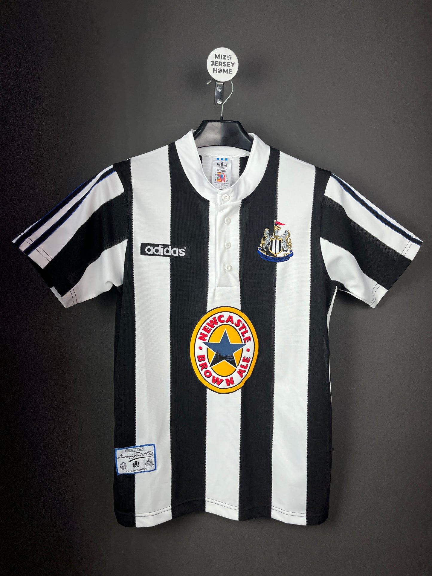 NEWCASTLE UNITED HOME 1995-1997 | RETRO JERSEY