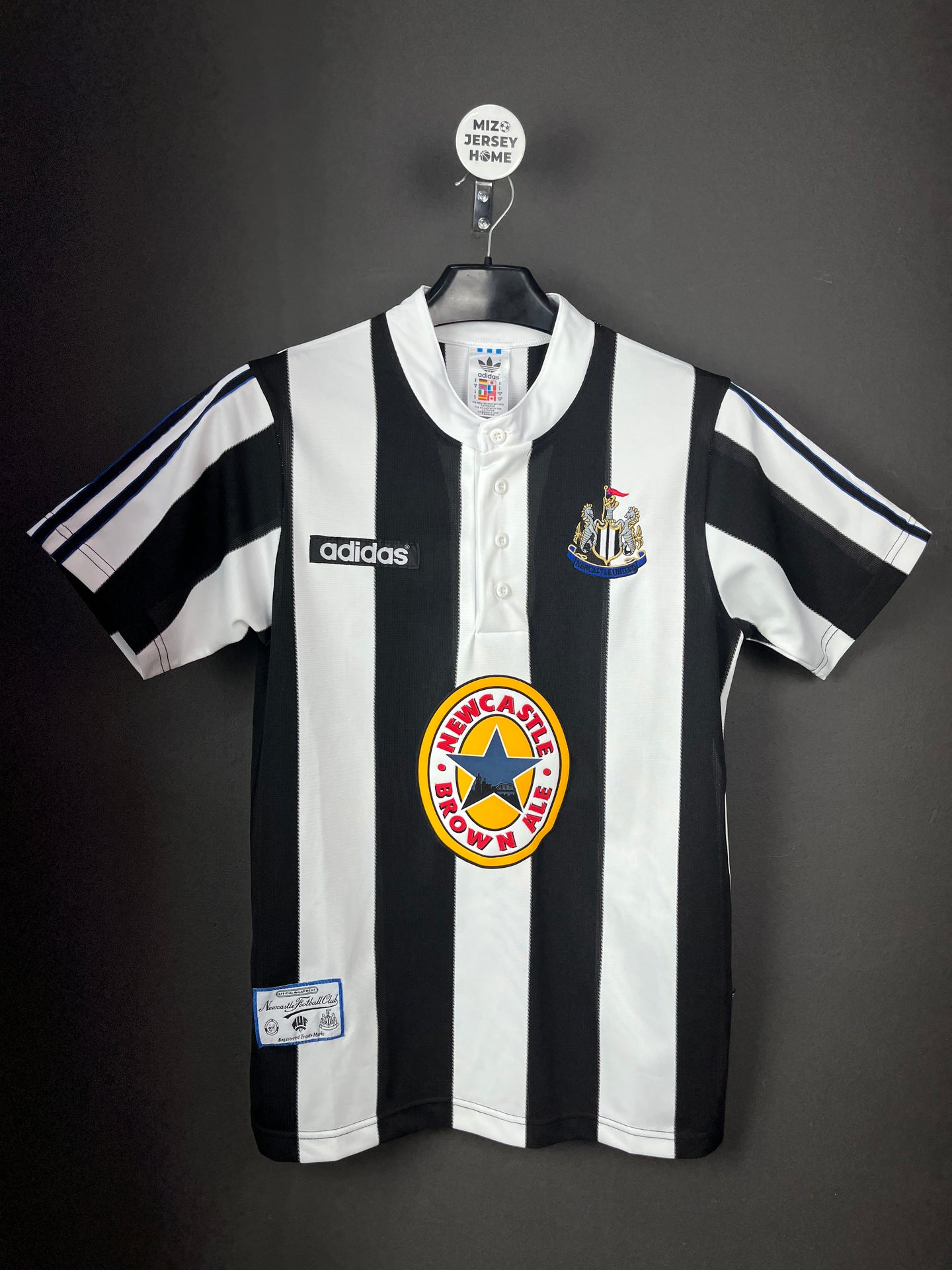 NEWCASTLE UNITED HOME 1995-1997 | RETRO JERSEY