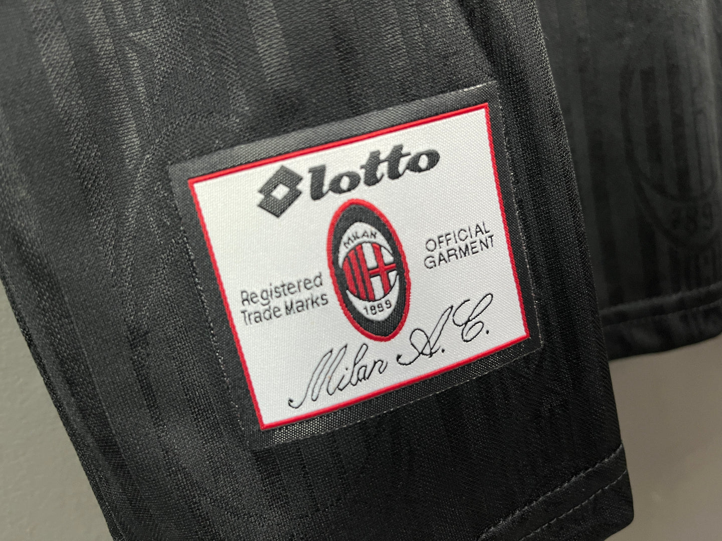 AC Milan 1997-1998 Third Retro Jersey