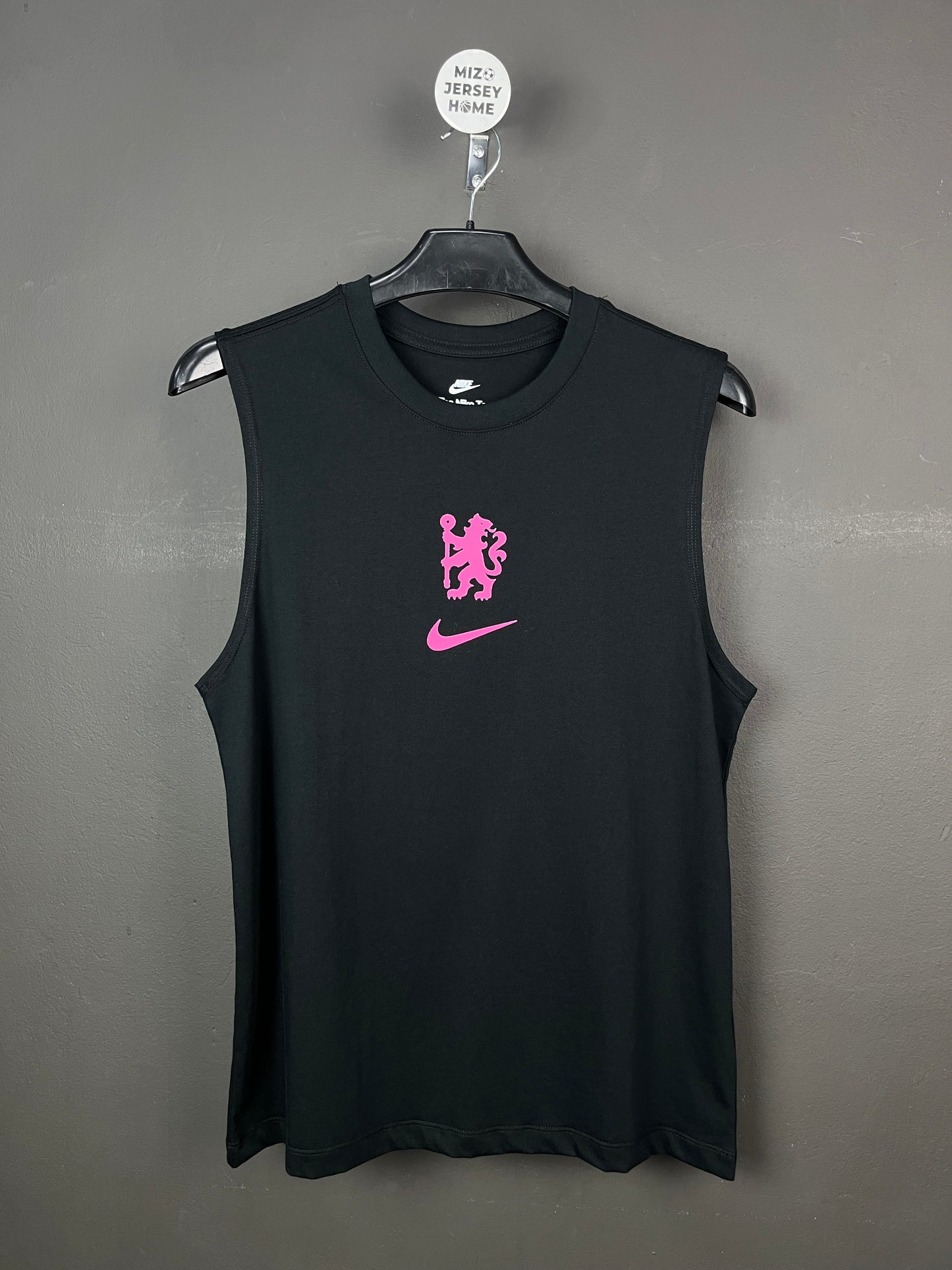 Chelsea Black Sleeveless Shirt