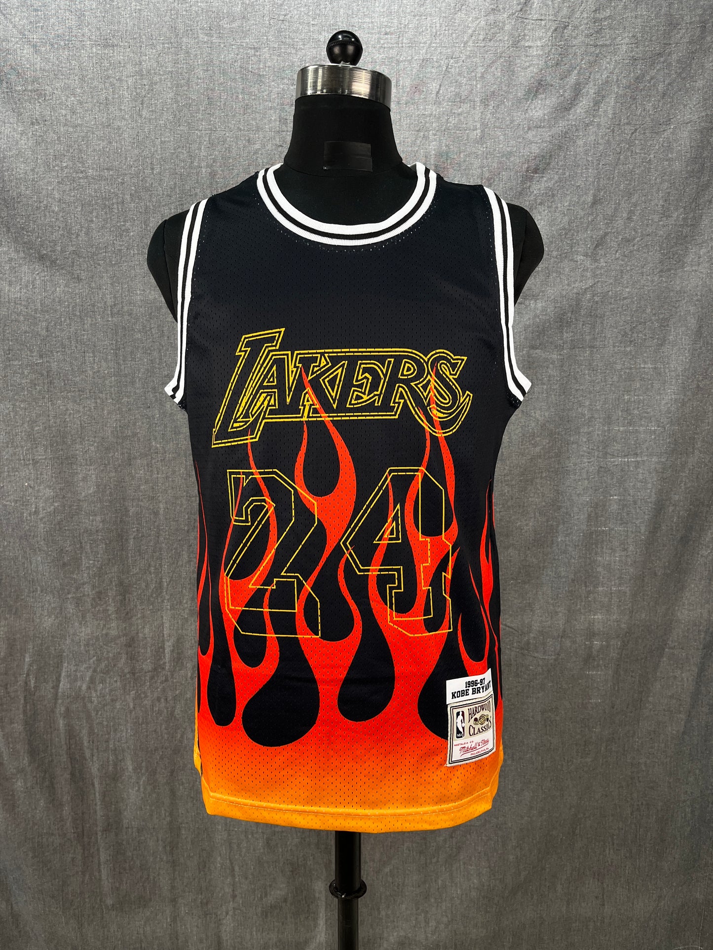 BRYANT Mitchell & Ness  Los Angeles Lakers 1996-97 Hardwood Classics Flames Swingman Jersey