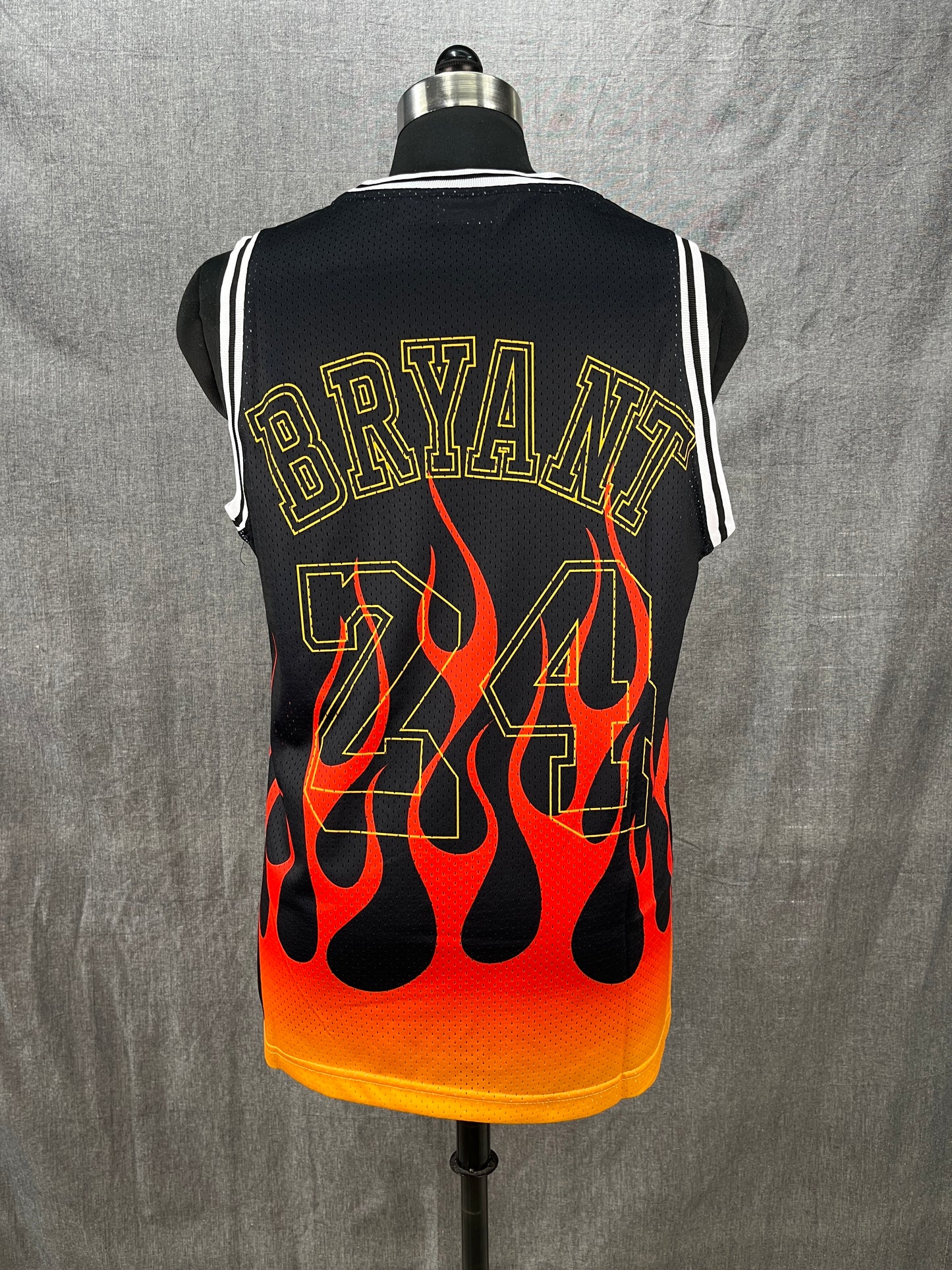 BRYANT Mitchell & Ness  Los Angeles Lakers 1996-97 Hardwood Classics Flames Swingman Jersey