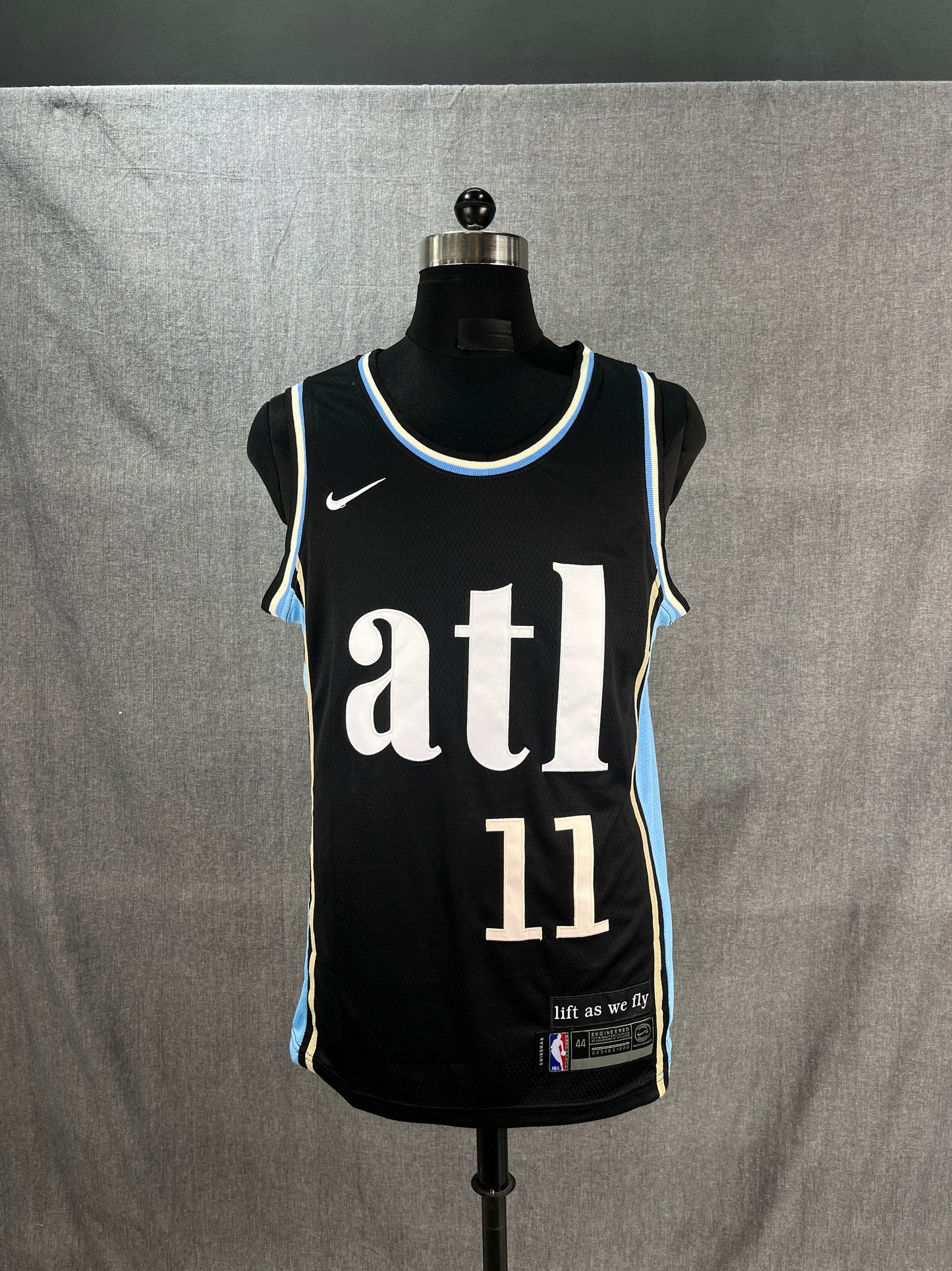 YOUNG 11 Atlanta Hawks NBA Jersey