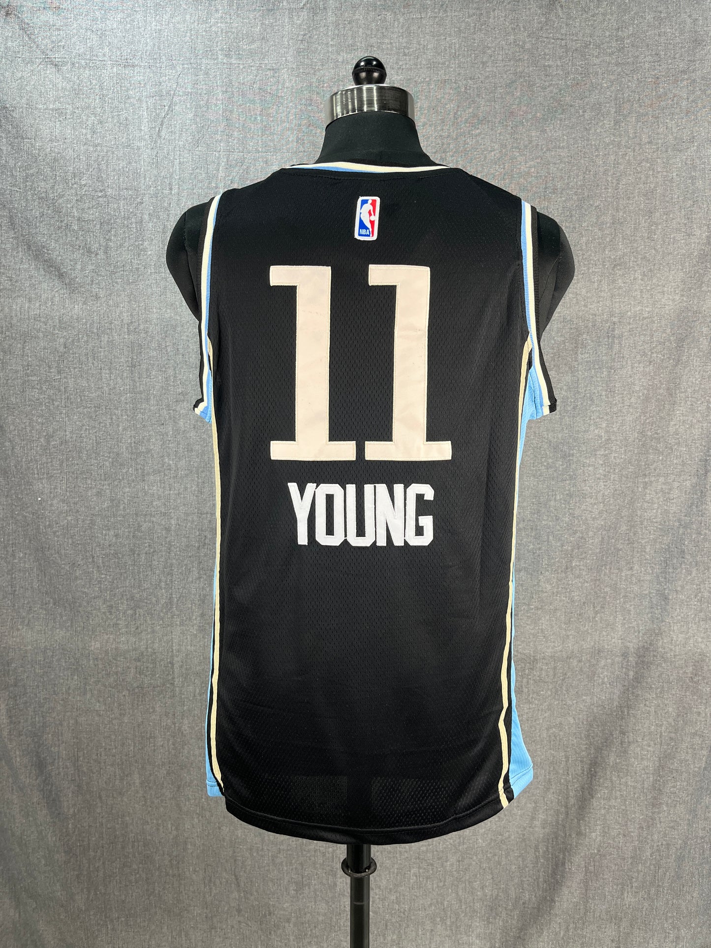 YOUNG 11 Atlanta Hawks NBA Jersey