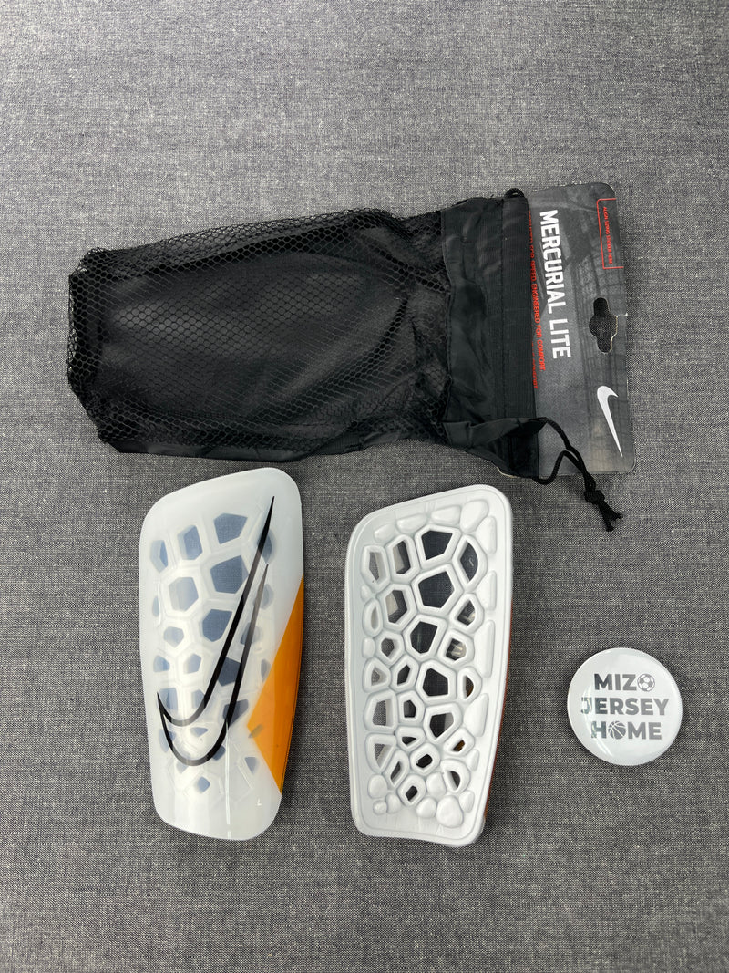 NIKE Mercurial Shin Guard