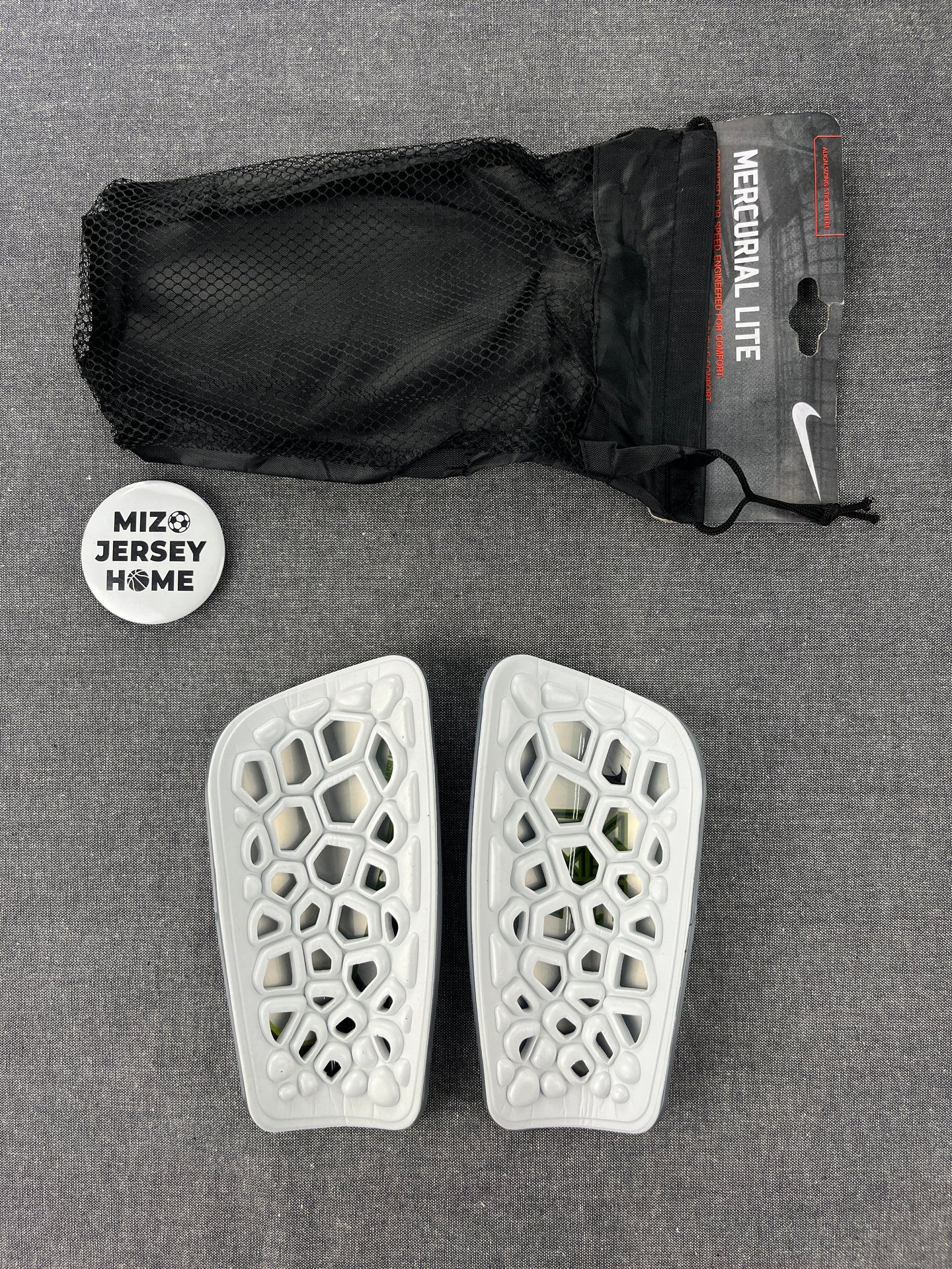 NIKE Neymar Mercurial Shin Guard