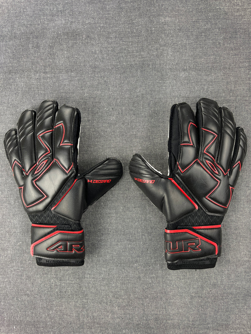 UNDER ARMOUR Desafio Pro Goalkeeper Gloves