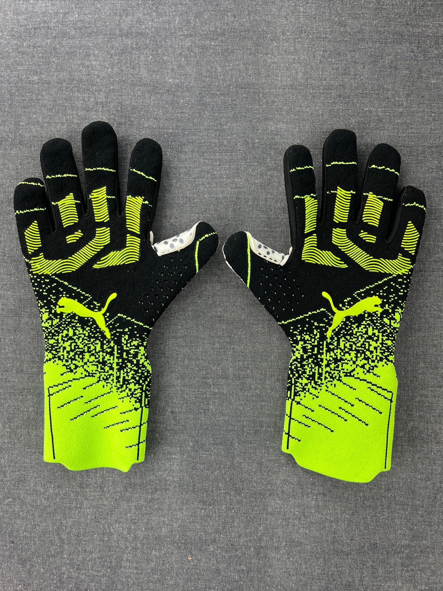 PUMA Green Goalkeeper Gloves