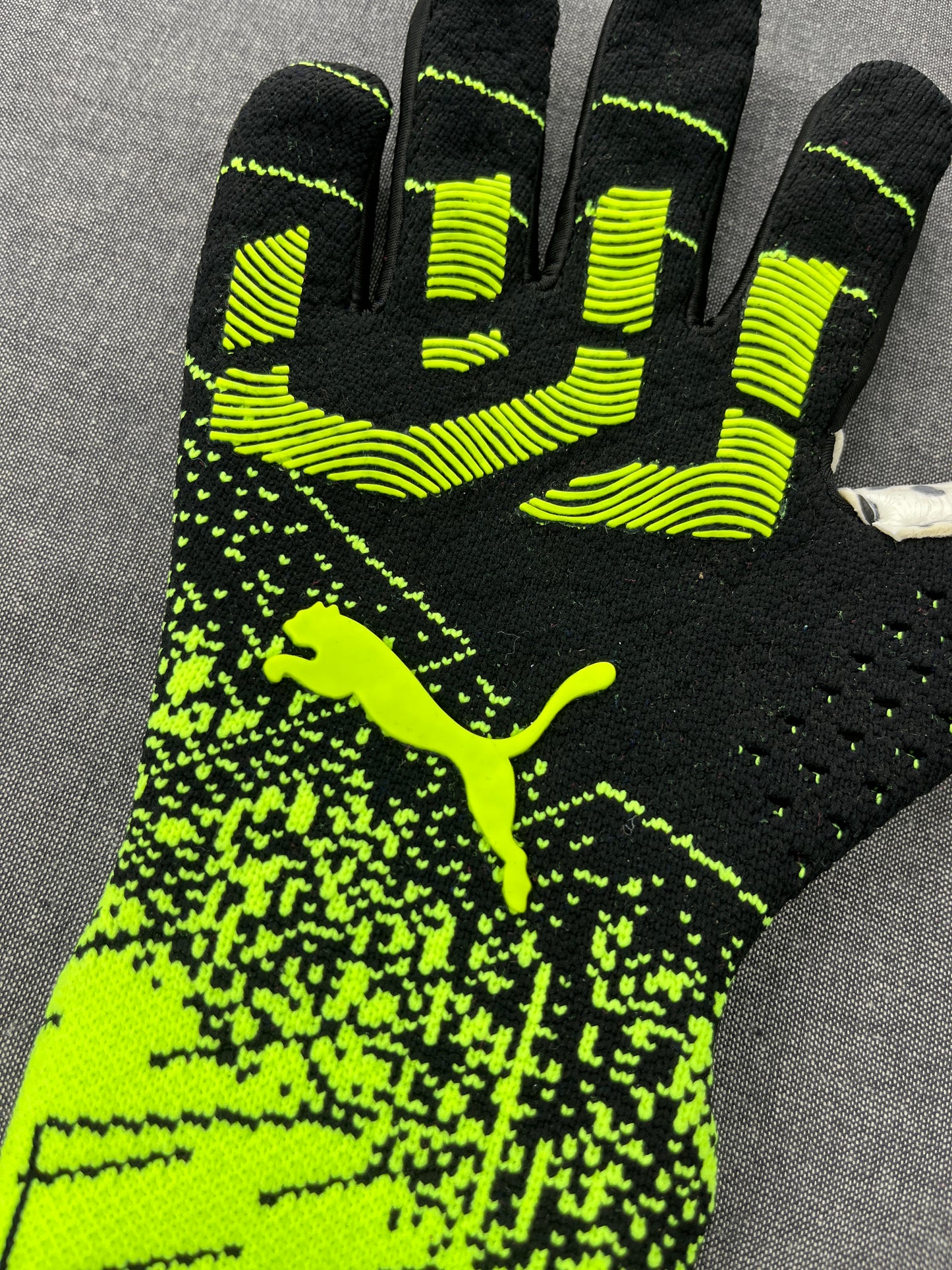 PUMA Green Goalkeeper Gloves