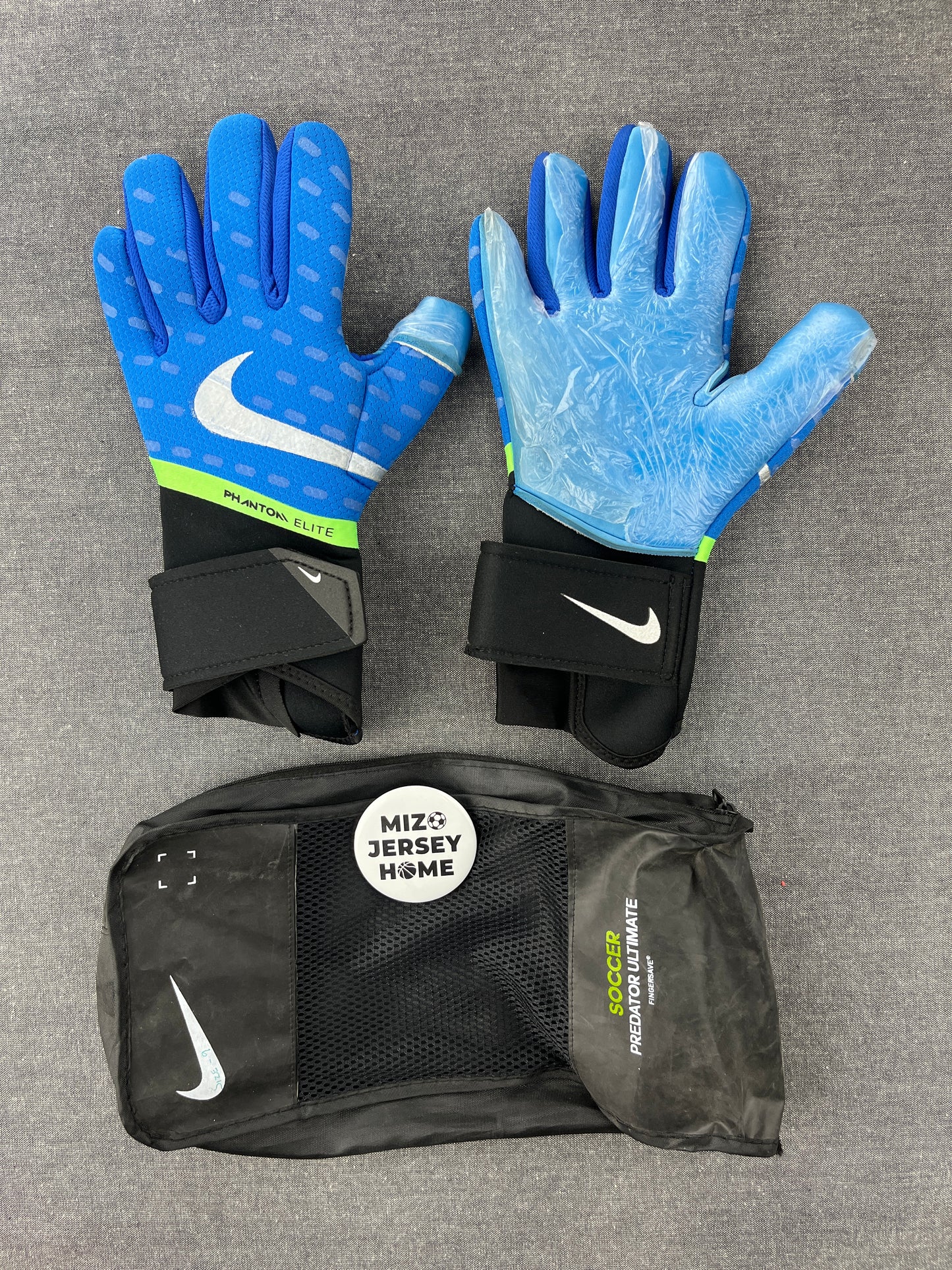 NIKE Blue Phantom Elite Goalkeeper Gloves