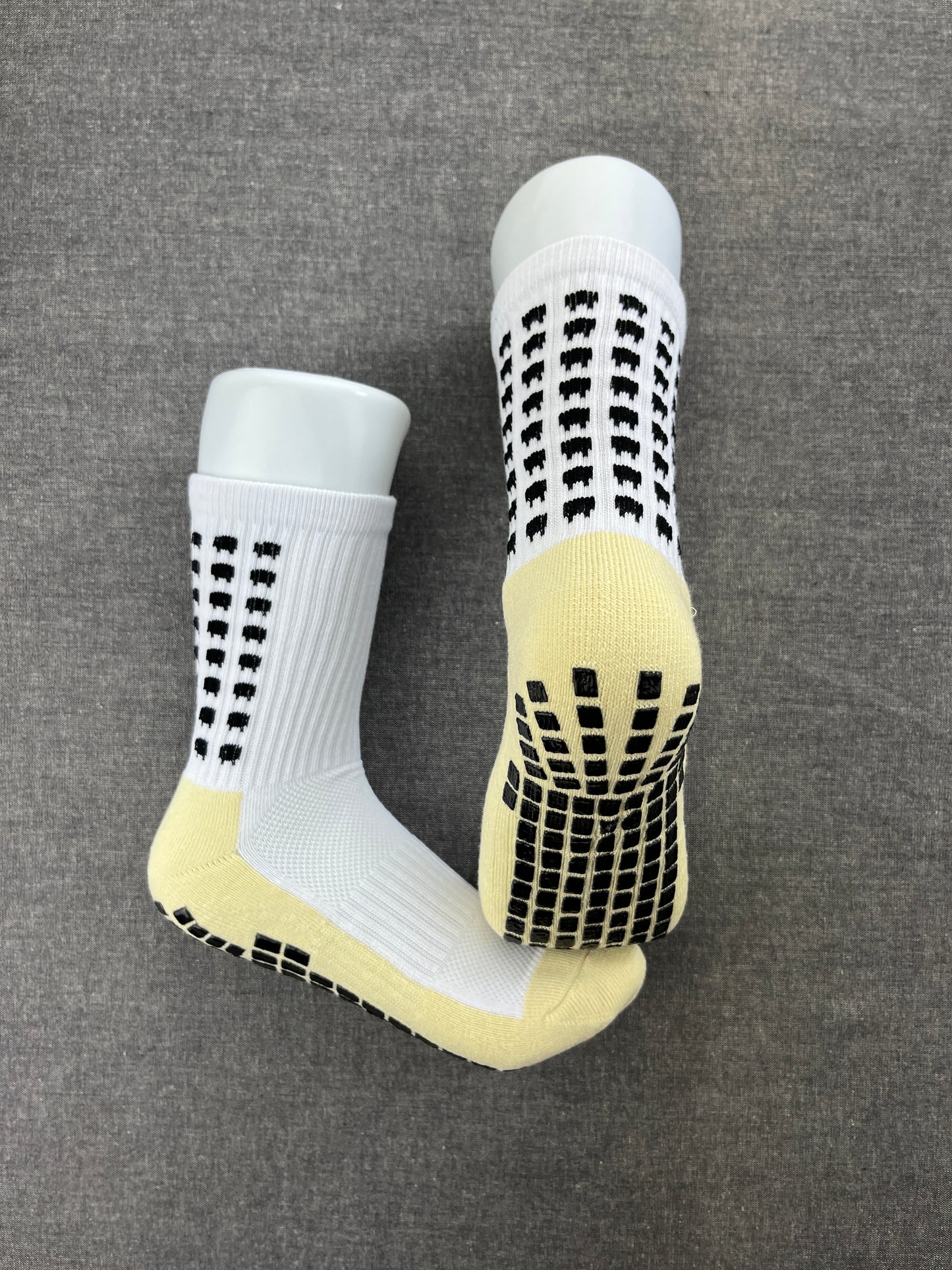 UNISEX Sports Grip Socks White