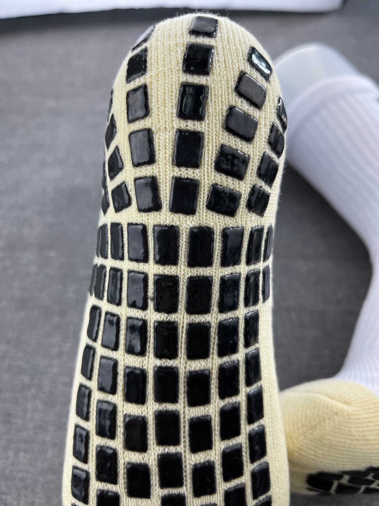 UNISEX Sports Grip Socks White