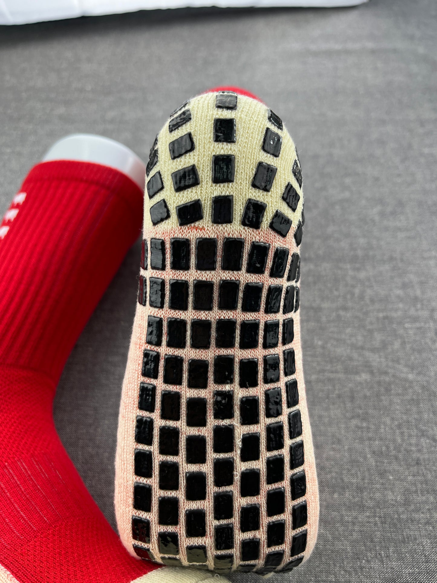 UNISEX Sports Grip Socks Red