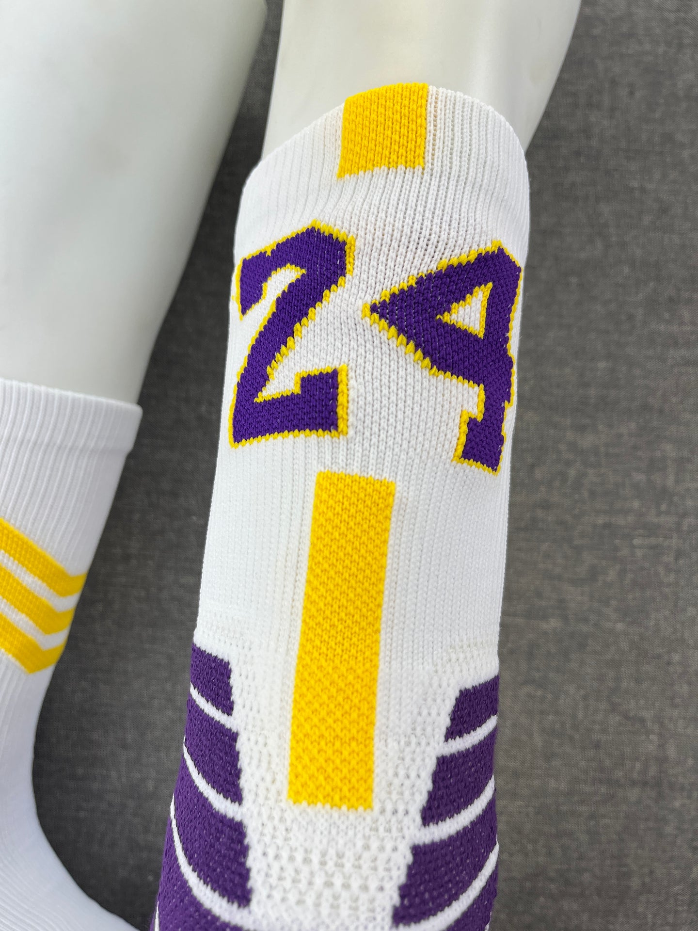 KOBE BRYANT 24 WHITE & PURPLE CREW SOCKS