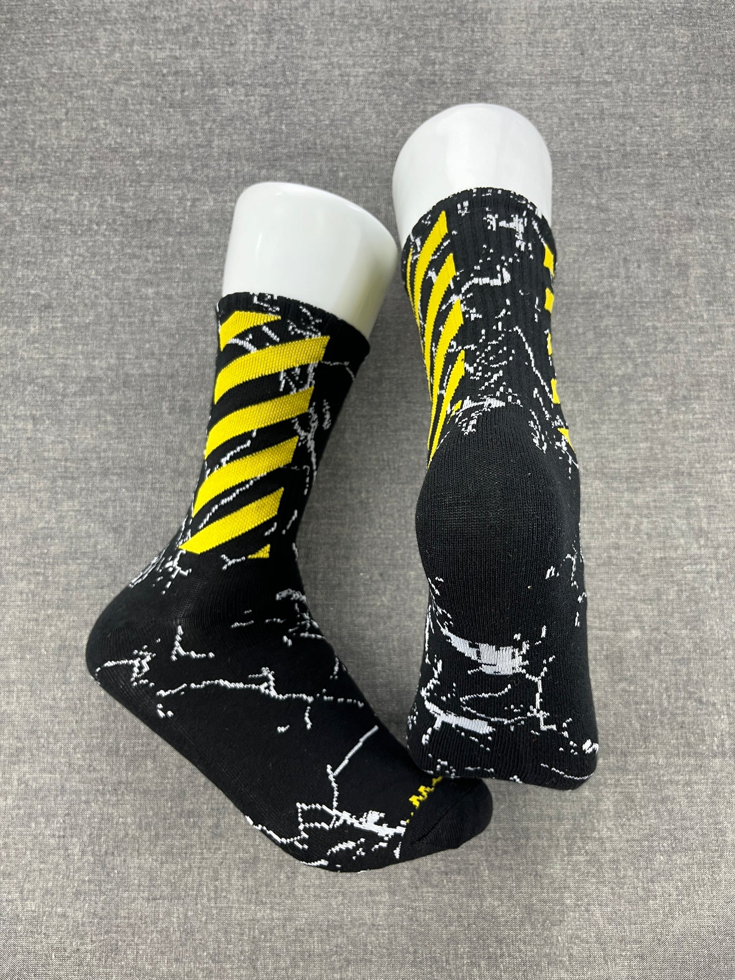 OFF-WHITE Marble Black Crew Socks