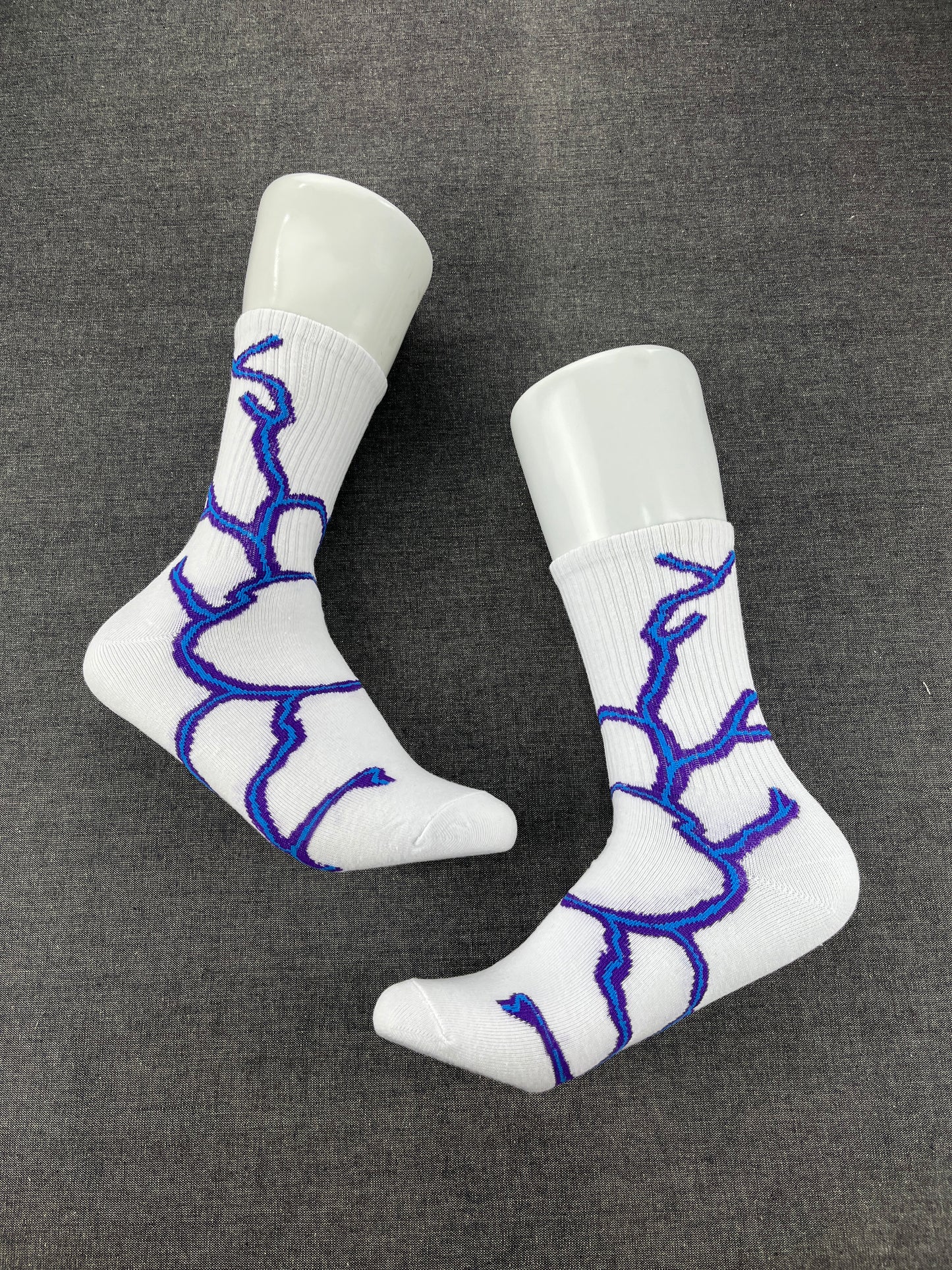 LIGHTNING Print White Crew Socks