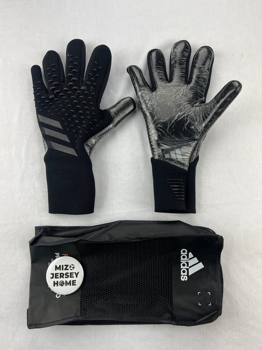 ADIDAS Predator Black Goalkeeper Gloves
