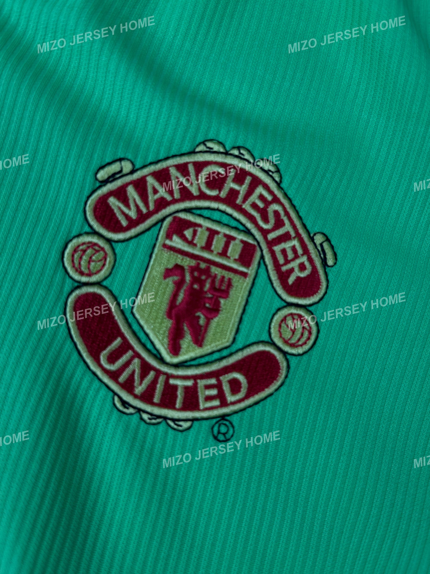 MANCHESTER UNITED 1998-99 GOALKEEPER RETRO JERSEY