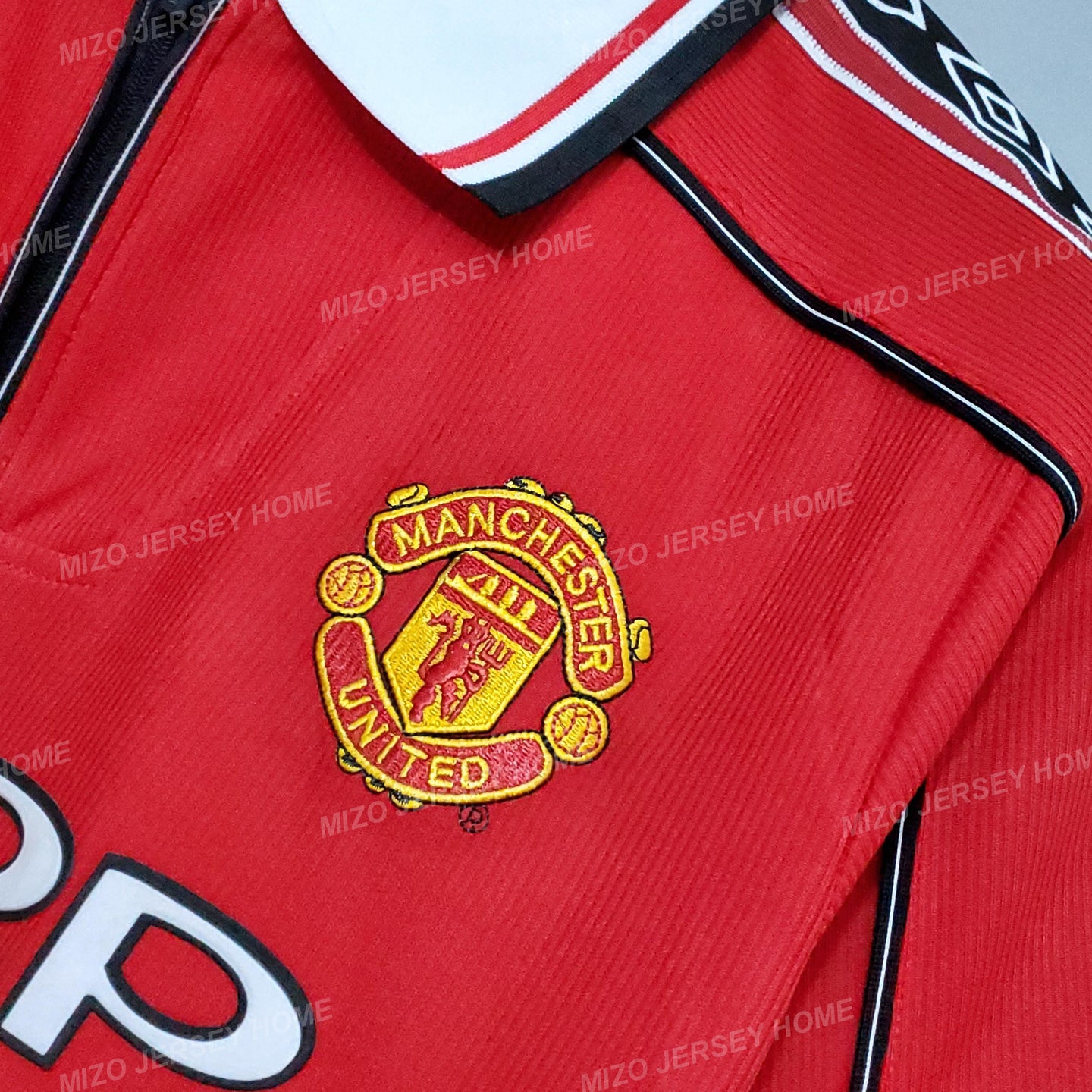 MANCHESTER UNITED Retro 1998-1999 Home Jersey