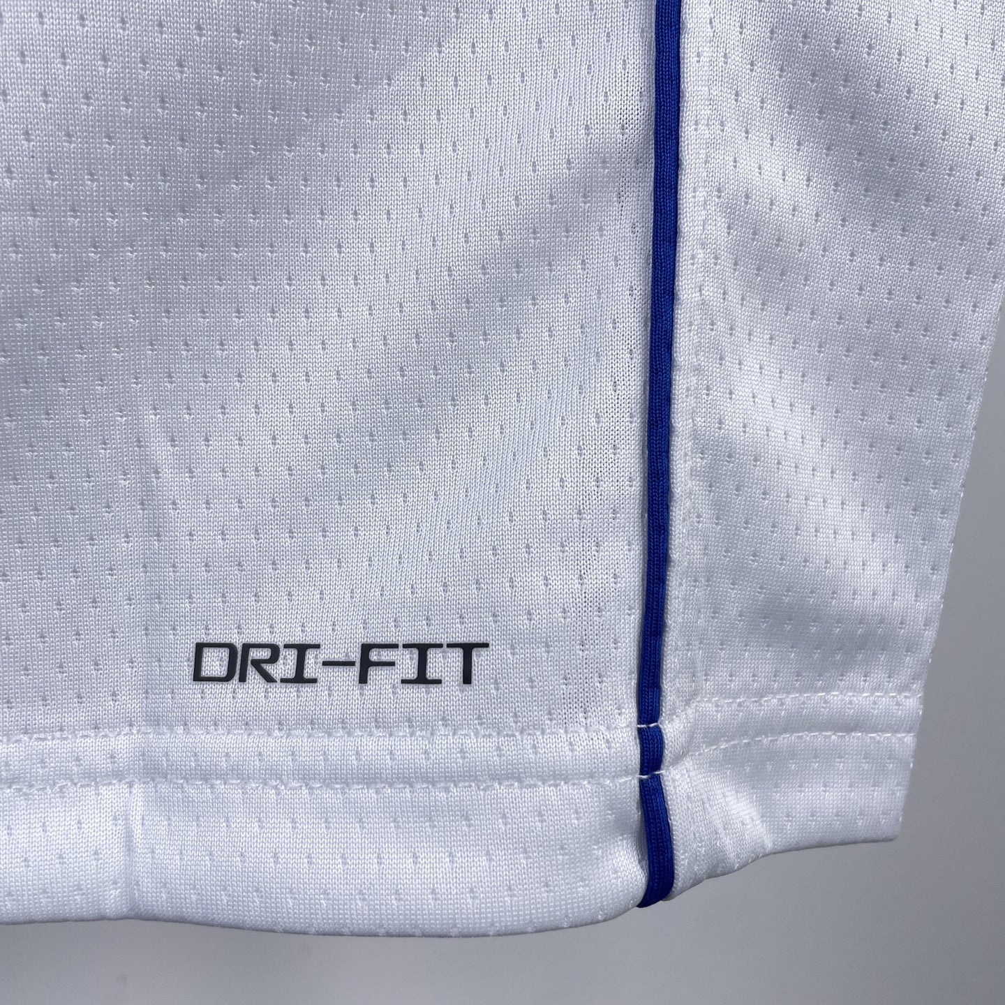 KYRIE IRVING 11 White Dallas Mavericks Heat Pressed Edition NBA Jersey