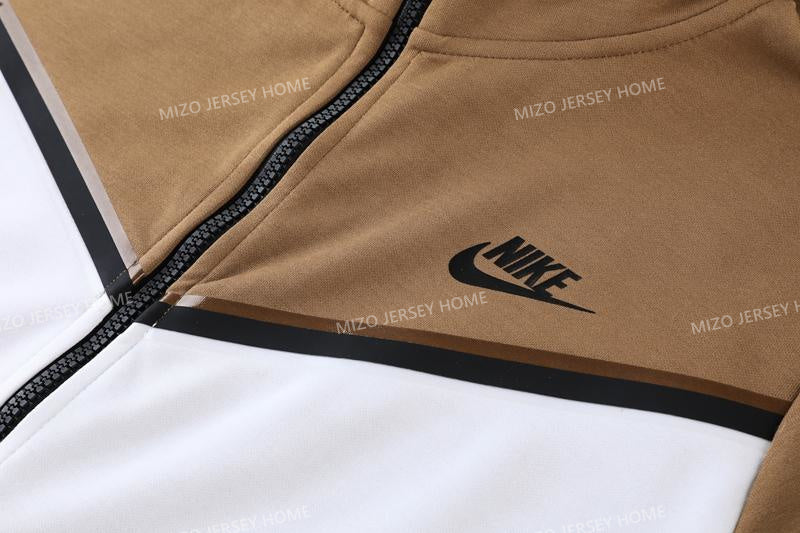 Nike Tech Fleece White & Brown