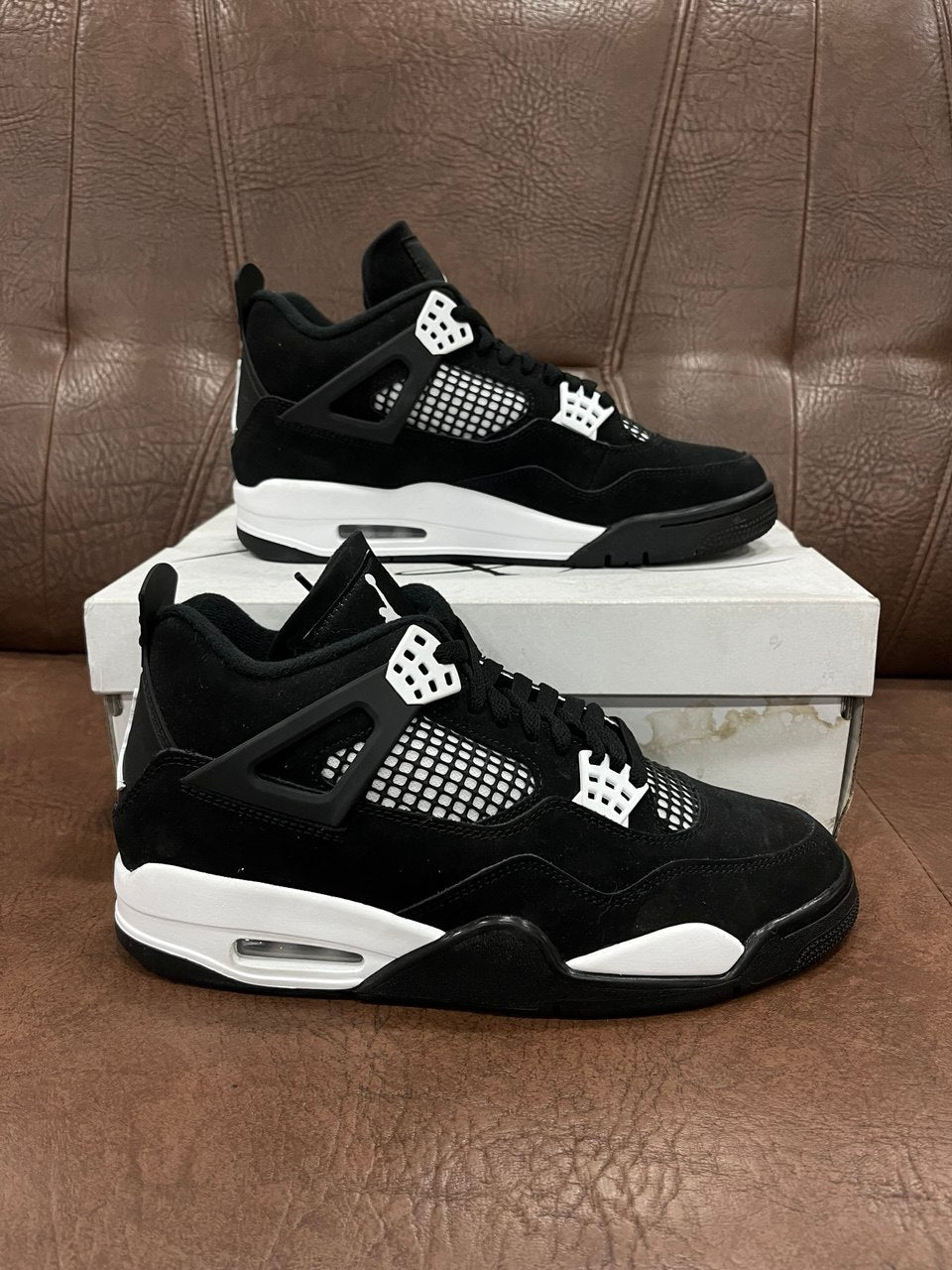 Air Jordan Retro 4 White Thunder Men's Shoes
