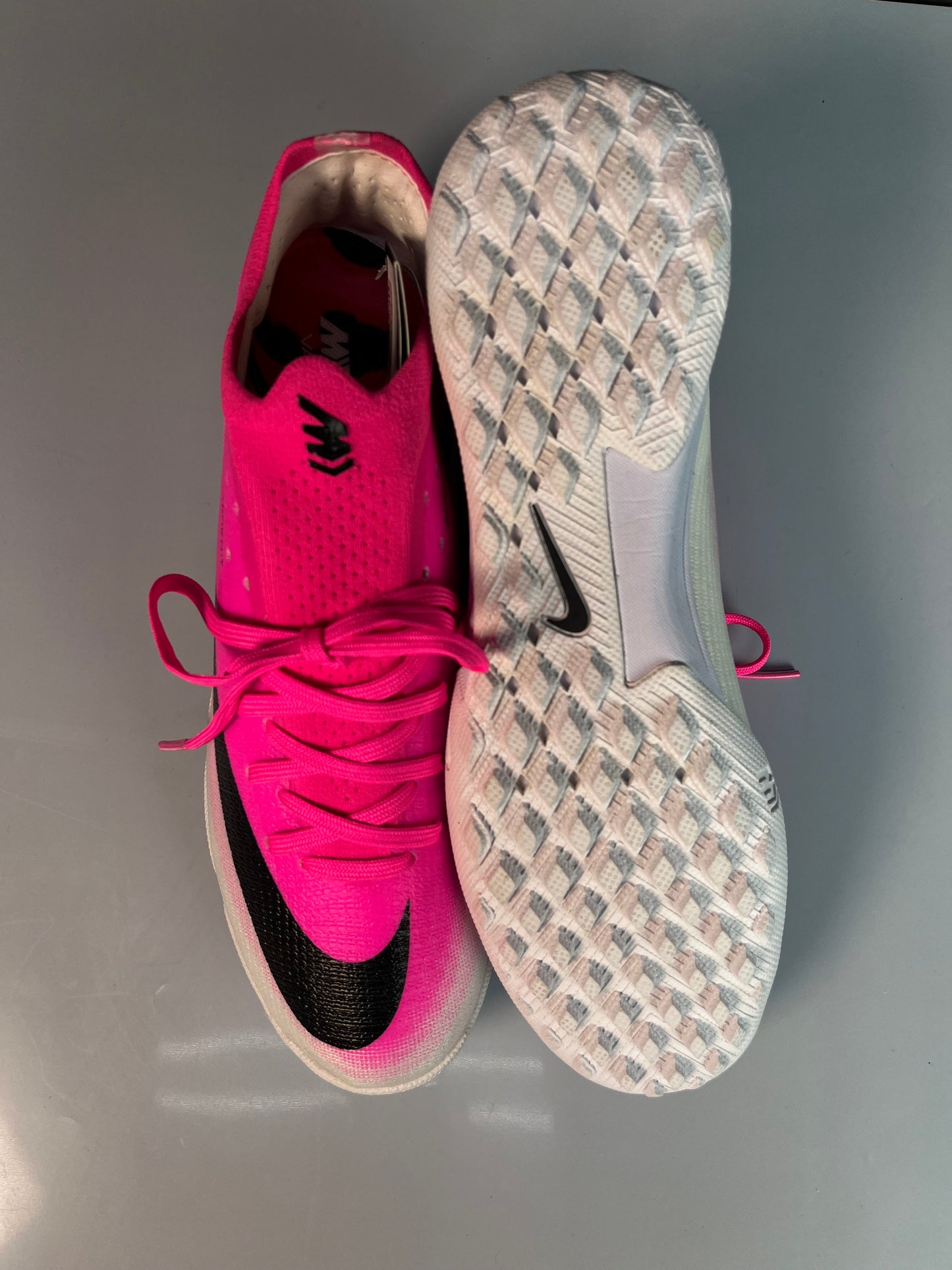Nike Mercurial Vapor 17 Elite Pink Turf Football Shoes